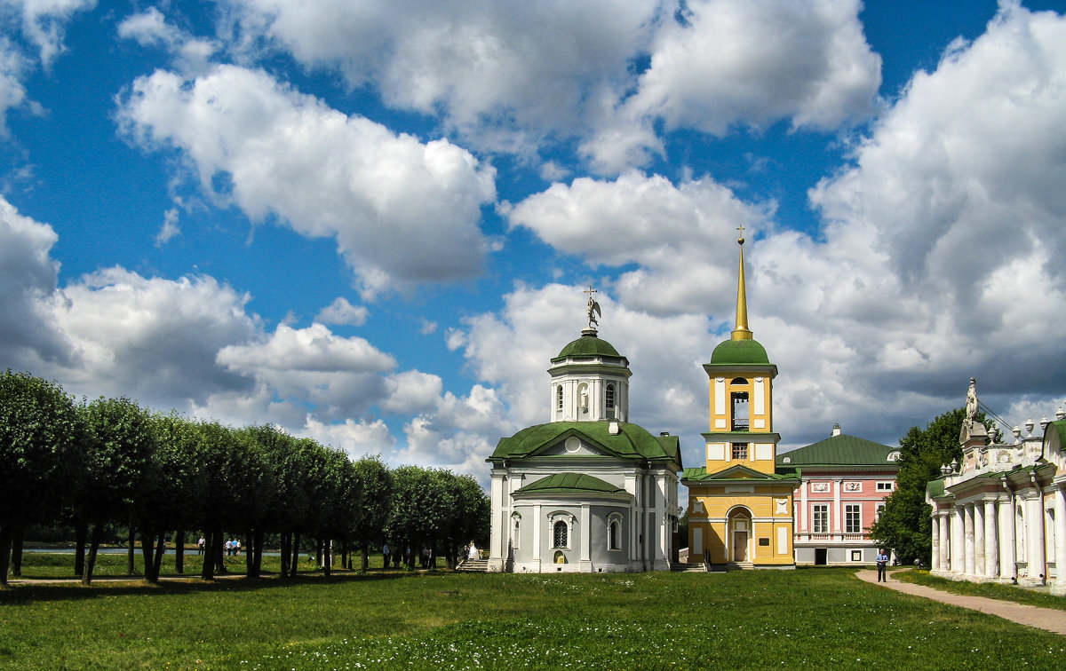 Церковь близ Перово в Кусково