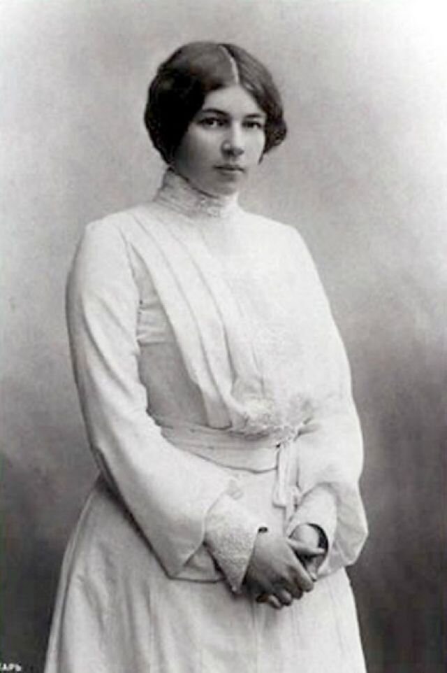 Любовь Менделеева, фото взято из открытого источника "Яндекс-картинки"