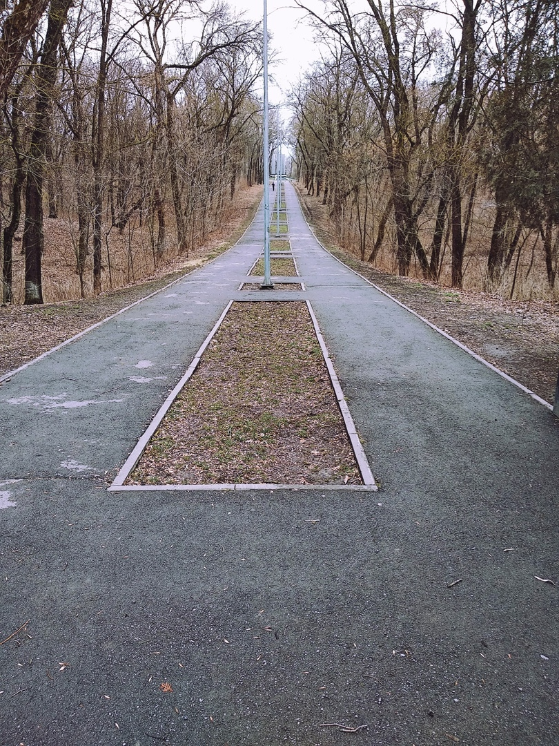 Парк авиаторов ростов на дону фото Побывали в парке авиаторов г. Ростов-на-Дону. Рассматриваем МиГ-17ПФ. Как это ме