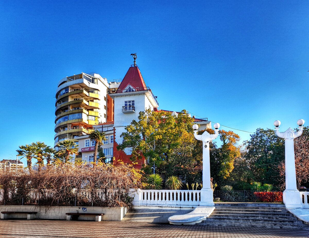Картинка для привлечения внимания. Сочи, набережная.