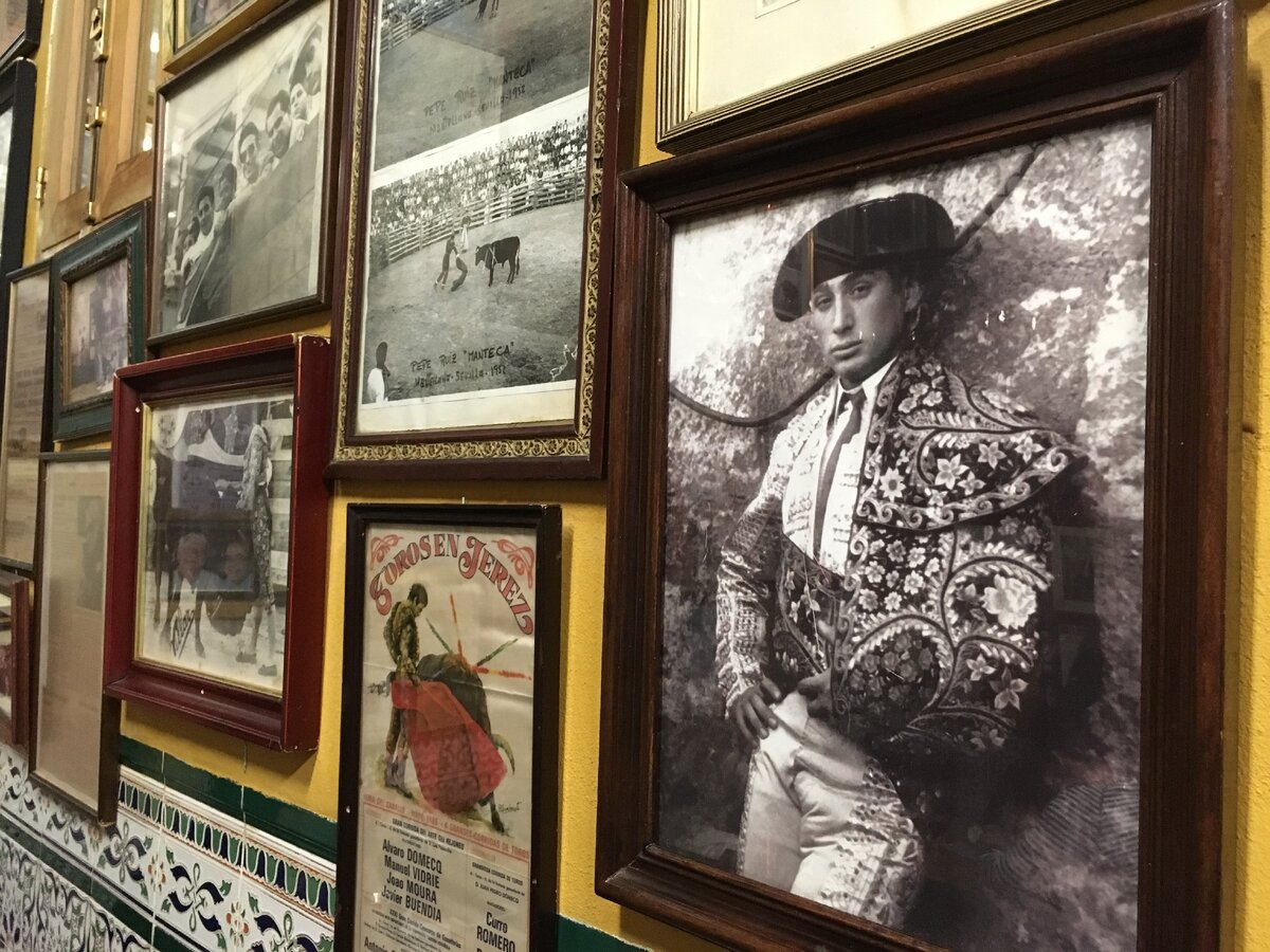 Таверна Casa Manteca (Испания.Кадис), фото автора