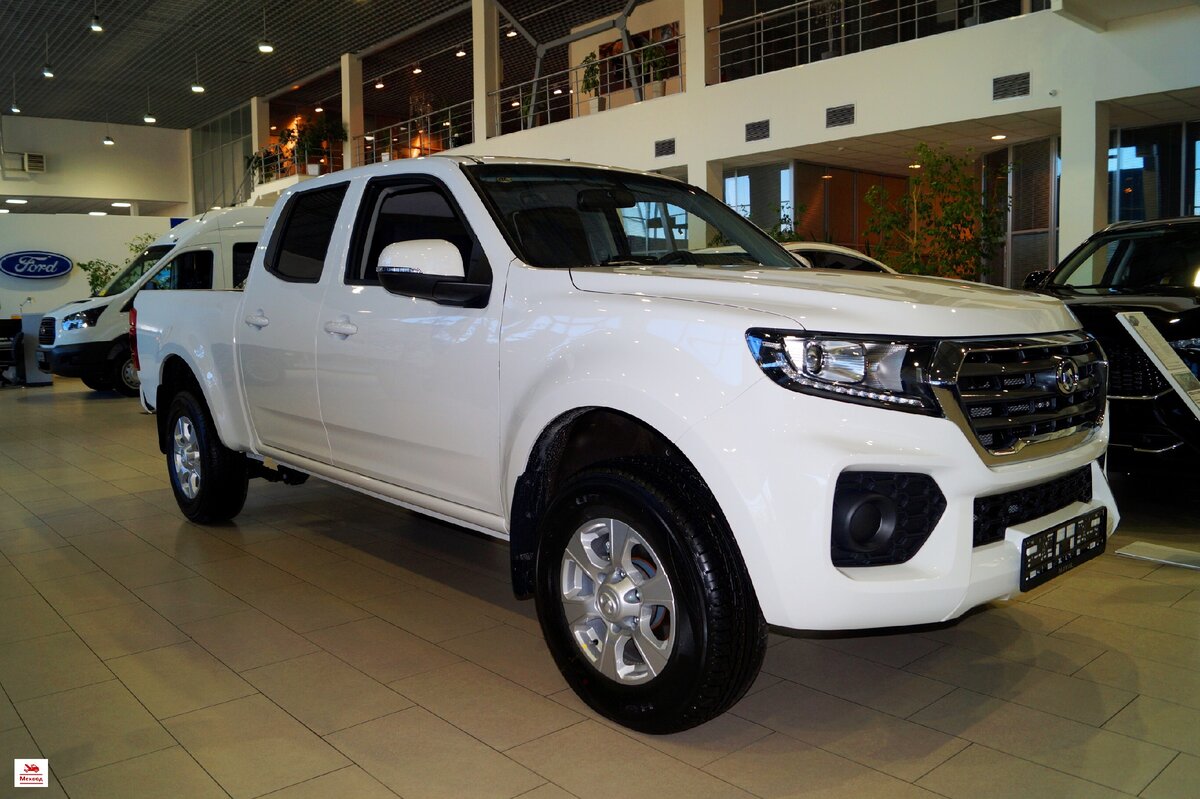 Автомобиль Great Wall Wingle 7, выставленный в шоу руме автосалона