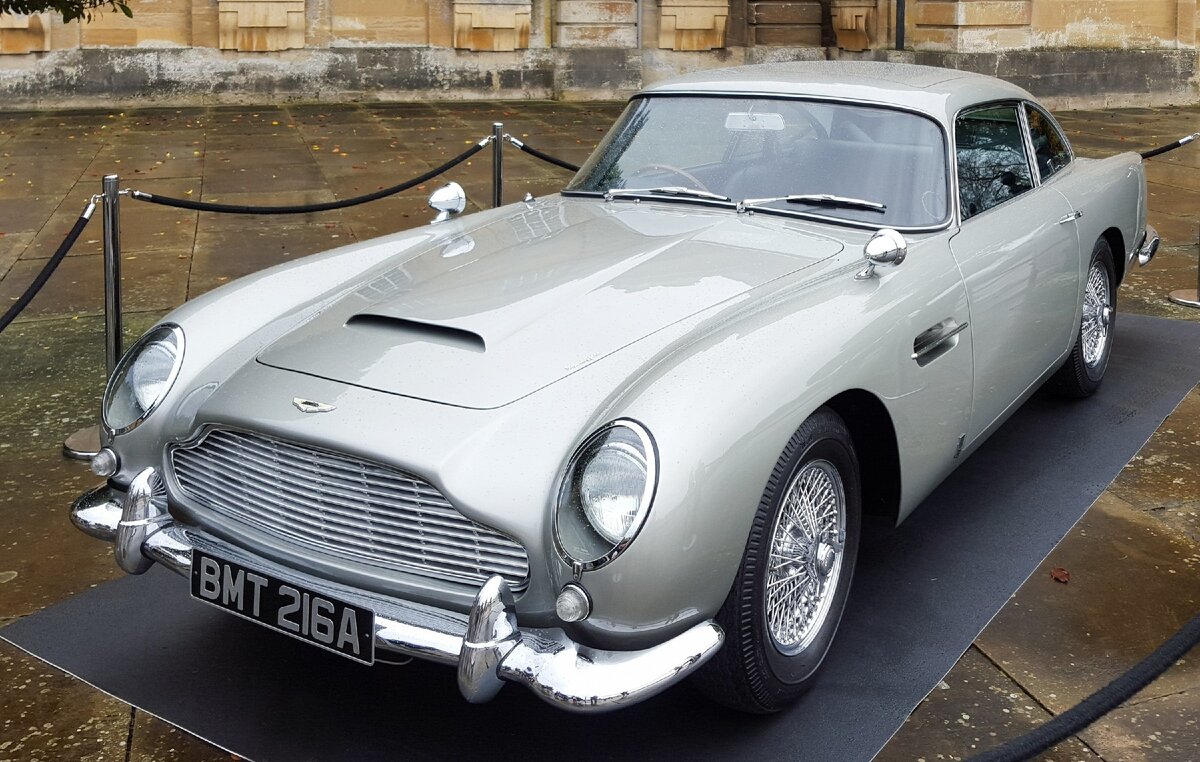 Aston Martin DB5: звездный авто Шона Коннери и лучшая машина 007 | PROАВТО  | Дзен