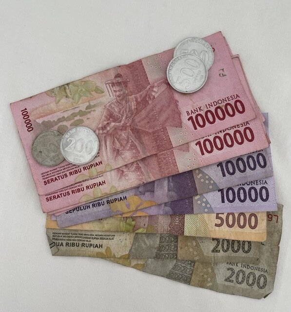 Балийский рупий к рублю на сегодня. Какие деньги на Бали.