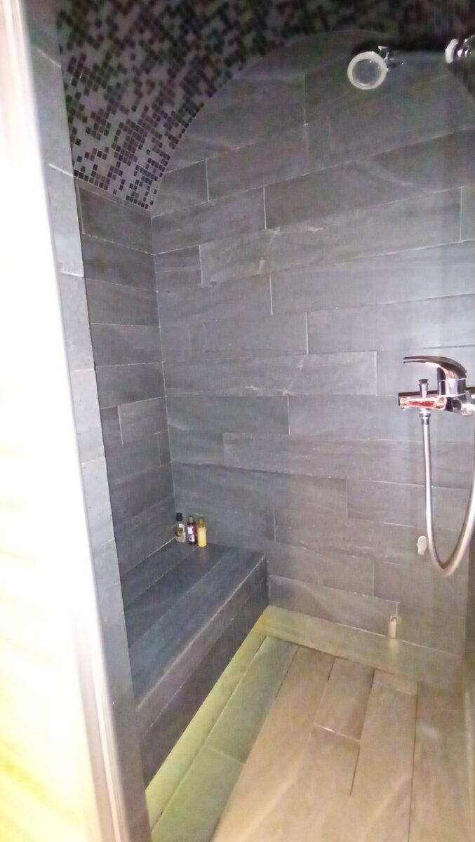 Жиль на время отпуска на Красной поляне