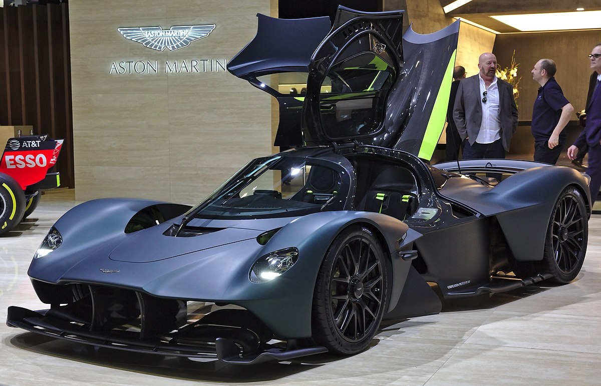 Aston Martin Valkyrie 2020