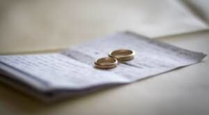 Помимо вышеперечисленных условий, существуют и другие обстоятельства, которые позволяют обратиться за разводом в ЗАГС, не имея согласия одного из супругов и не ориентируясь на наличие общих несовершеннолетних детей. Это: