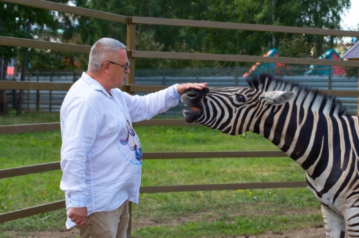    Больше 4 тысяч барнаульцев поздравили зоопарк с днем рождения