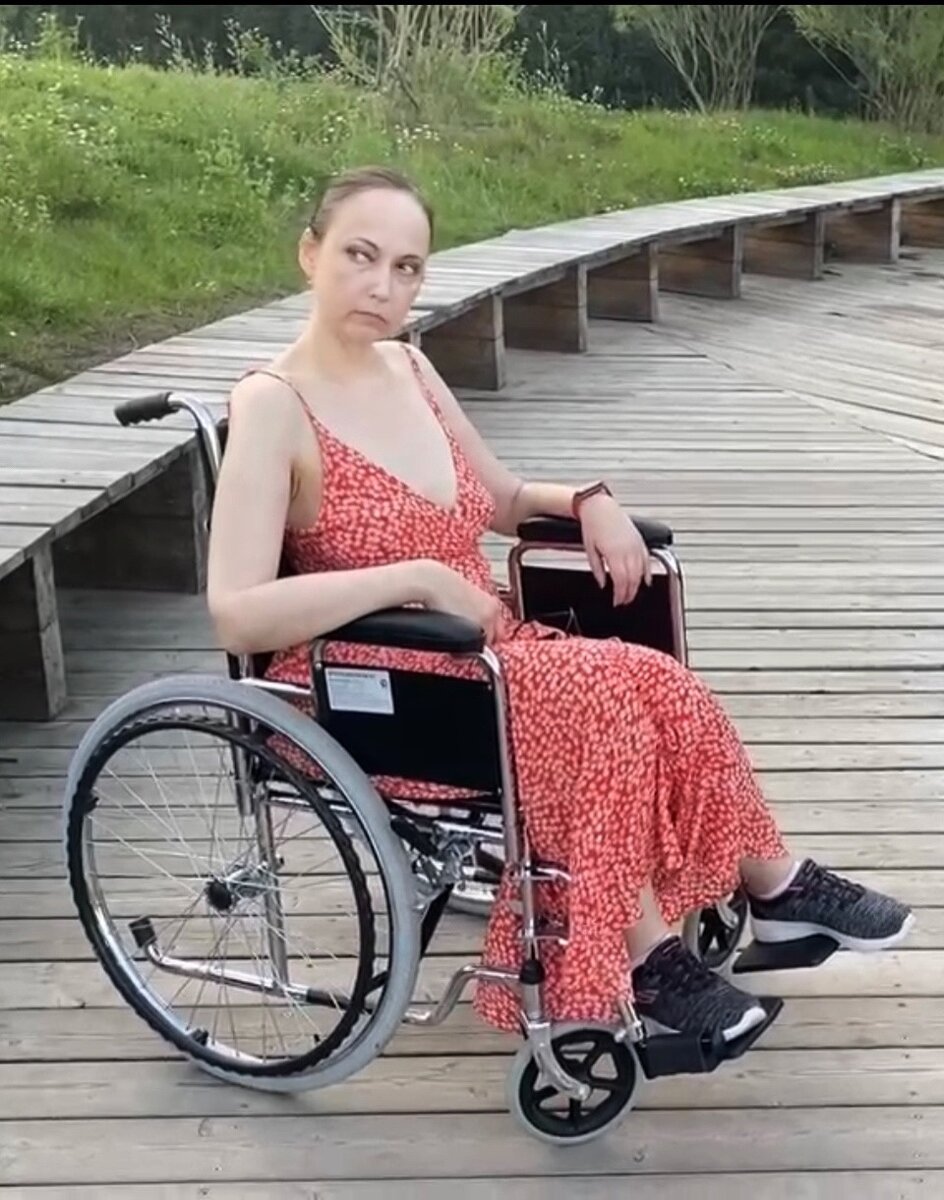 Я, 6 августа 2023 года, стопкадр из видео с прогулки