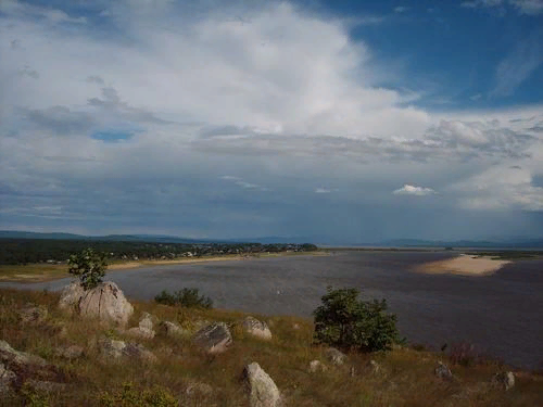 На фото: Мариинский-Рейд