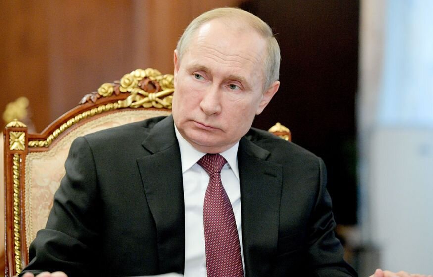   Путин провел совещание с Герасимовым и офицерами