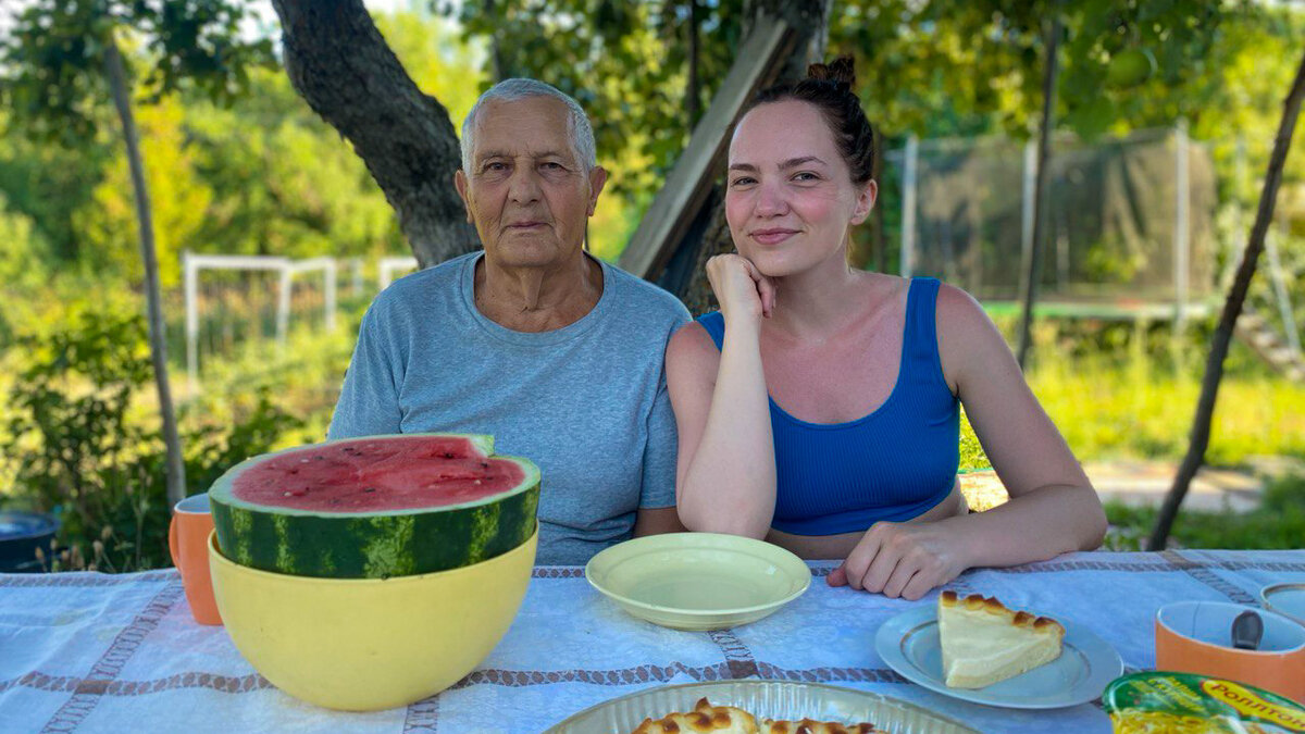 Я с дедушкой этим летом