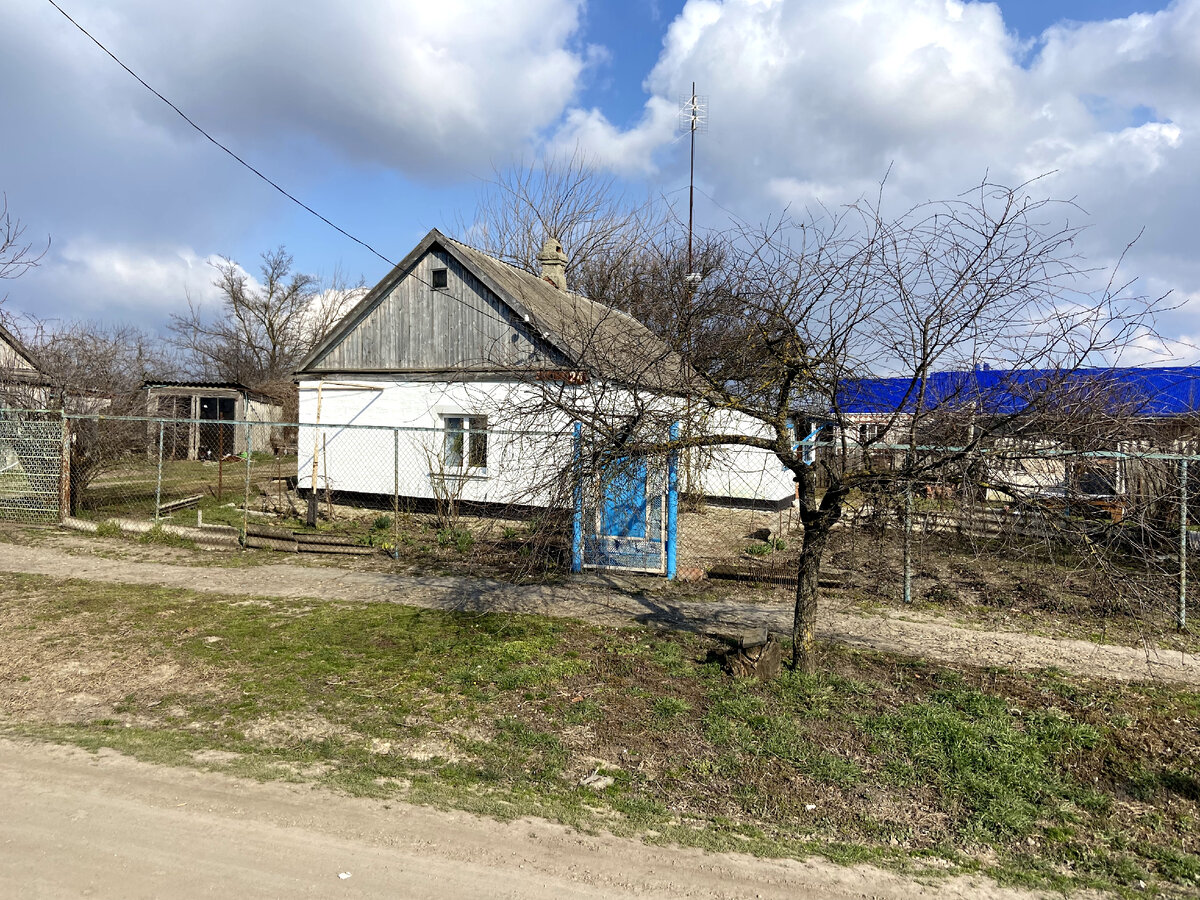 Саманно-турлучный домик в станице зимой) Да, вот такая у нас зима бывает)