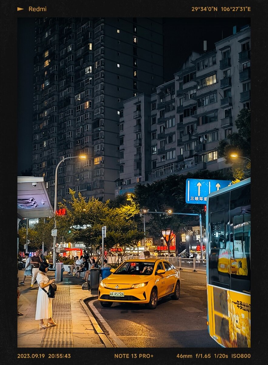  📷
