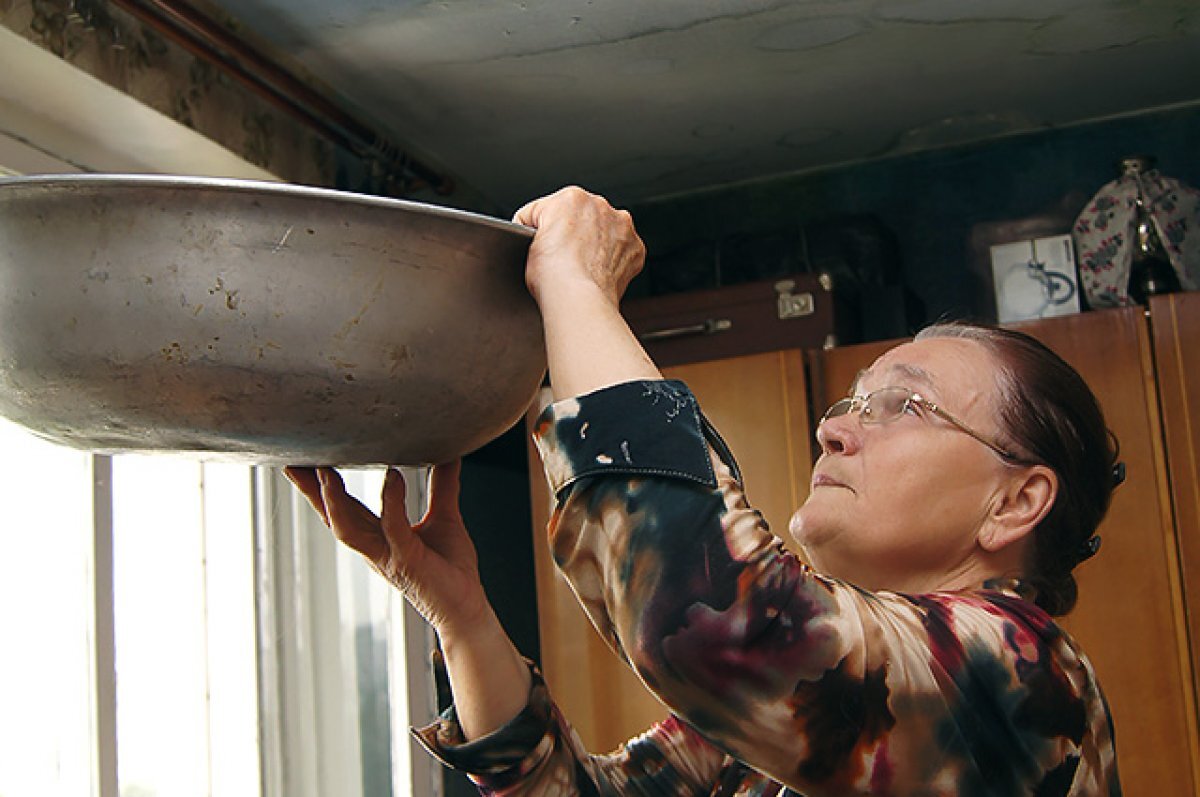    В Печоре обрушился дом у железнодорожного вокзала