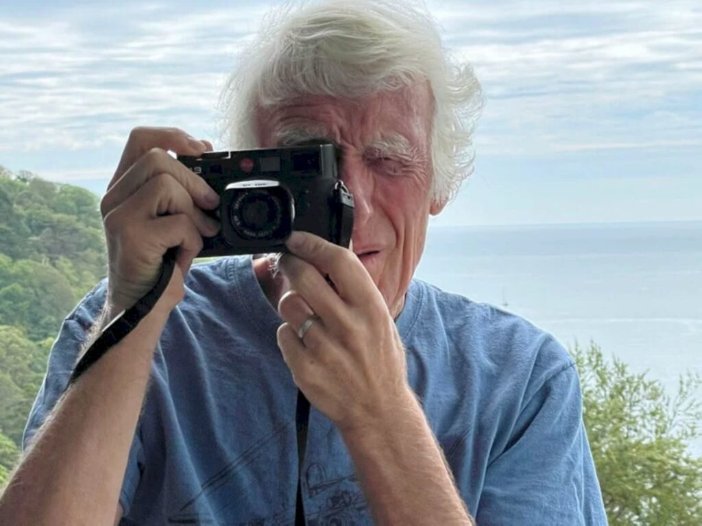     Автопортрет: Sir Roger A. Deakins