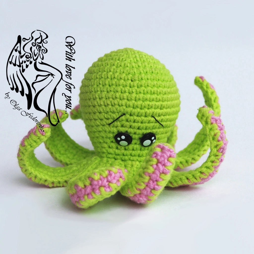 вязаные осьминожки крючком. вязаные осьминожки. игрушка амигуруми осьминожка. вязаные осьминожки. асминошка амуруми игрушка крючком.