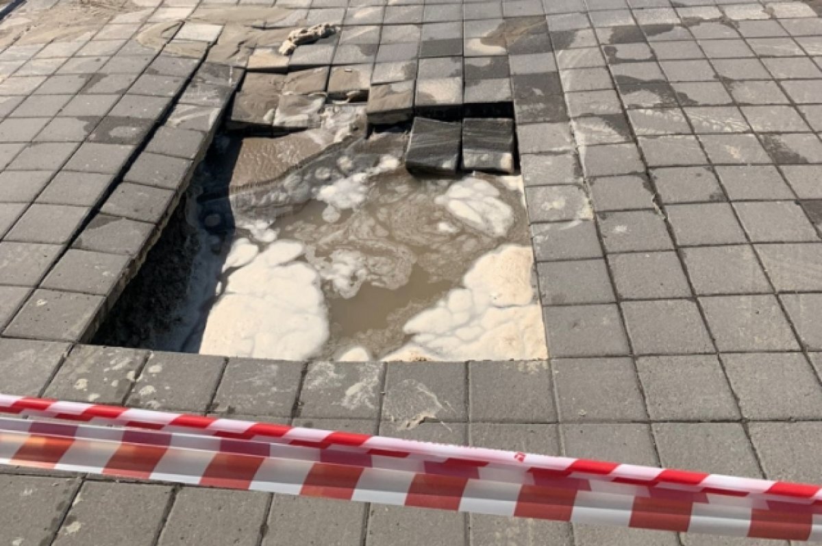    В Ростове на Малиновского случился порыв во время испытания тепловых сетей