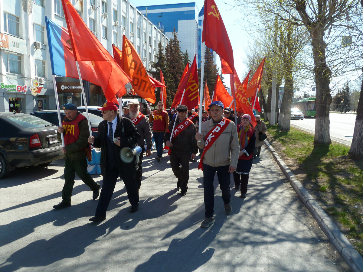 Шествие коммунистов РКРП(б)-КПСС 1 мая 2023 г. в Тюмени