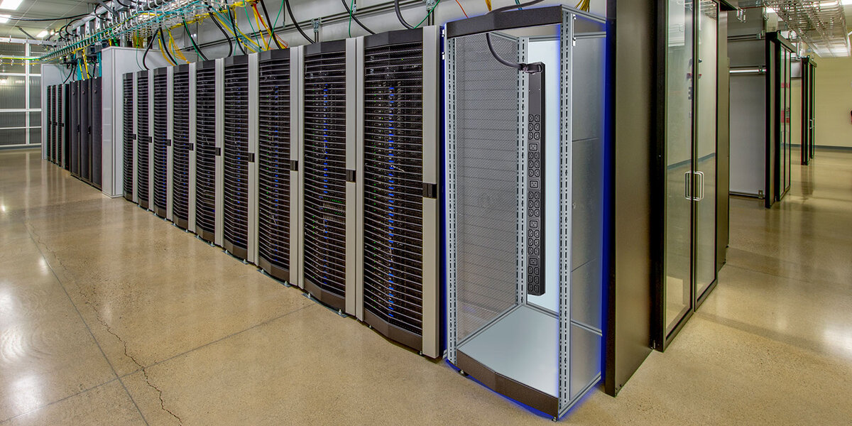 PDU (Power Distribution Unit)