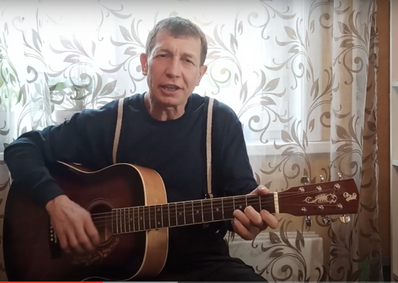    Игорь Истомин, кадр из видео на YouTube-канале "Игорь Истомин ВИА ССО АссоЛЬ"