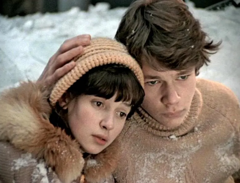 Татьяна Аксюта с Никитой Михайловским в фильме "Вам и не снилось"