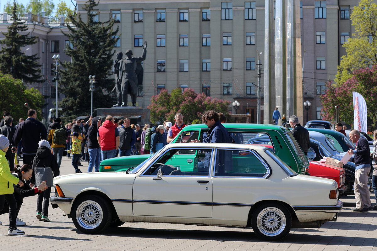 точка старта ралли - Площадь Победы, что среди туляков носит имя "Три штыка"