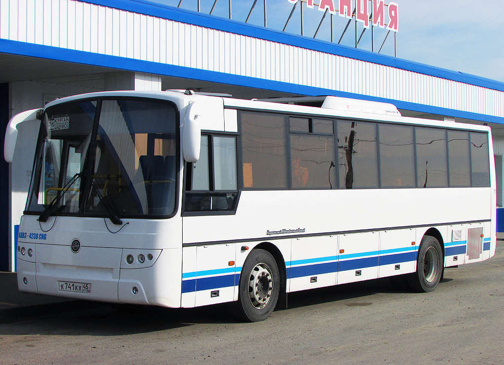 Автобус КАВЗ-4238 выпускаемый с 2006 г. по настоящее время