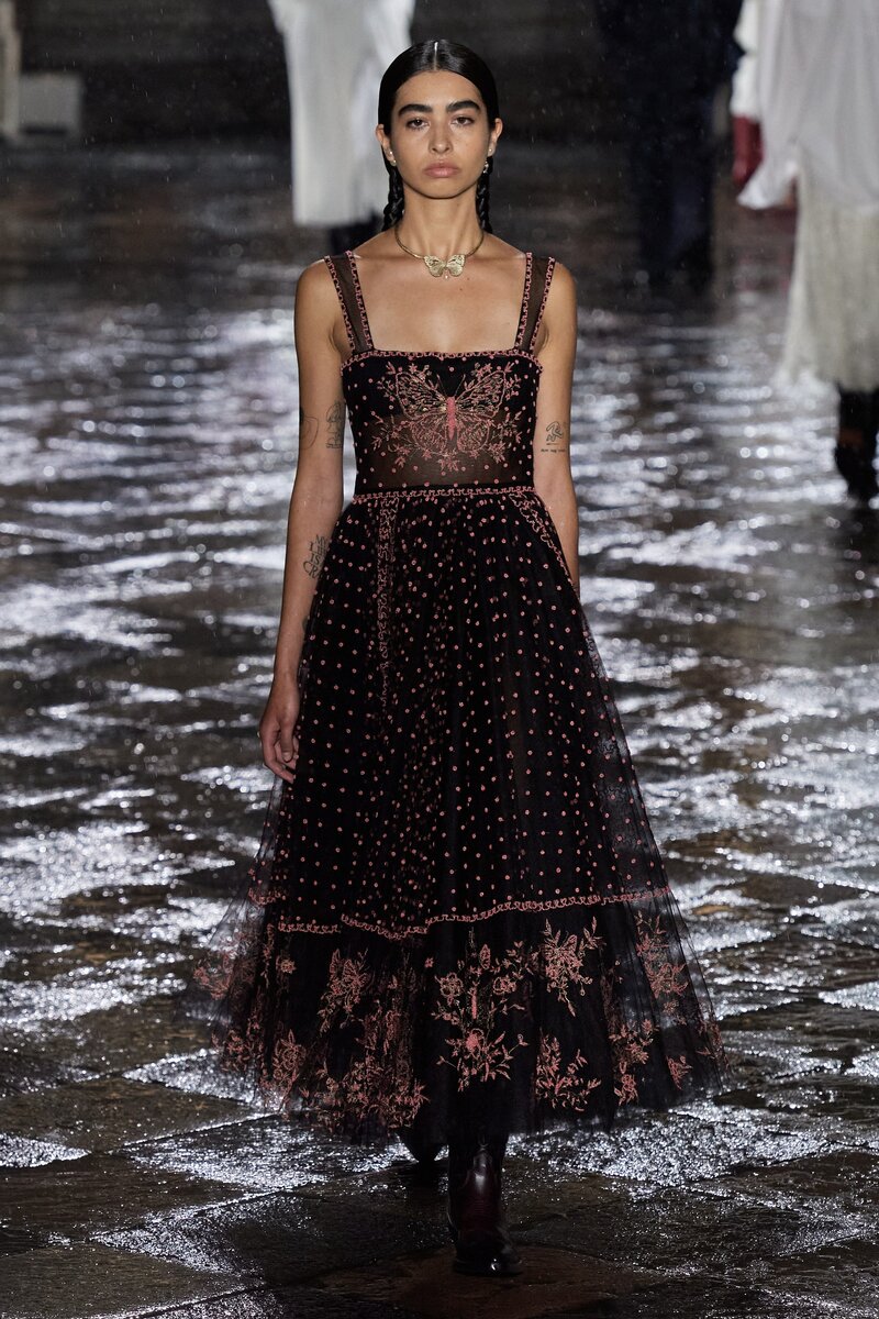 Christian Dior Resort 2024 (vogue.com)