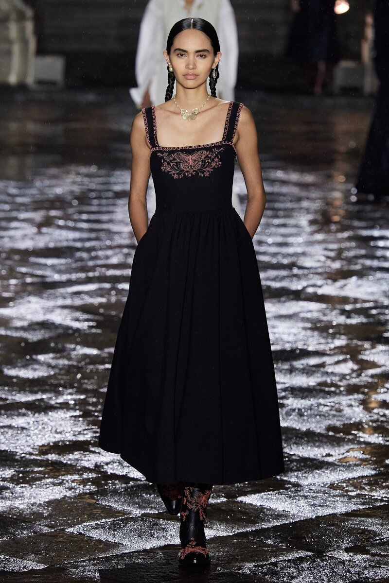 Christian Dior Resort 2024 (vogue.com)