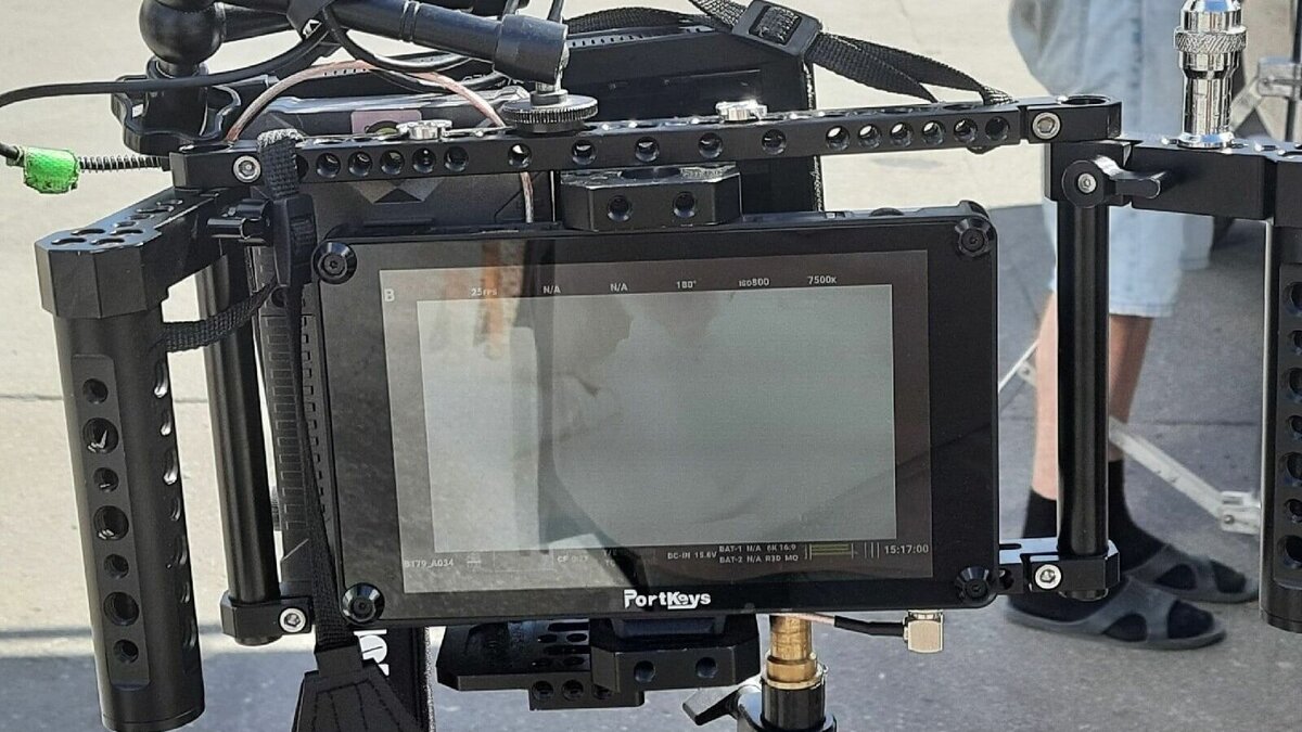     В Нижегородской области приступили к съемкам нового сериала с Романом Евдокимовым в главной роли. На этот раз съемочная группа отправилась в город Бор. Об этом очевидцы рассказали в соцсетях.