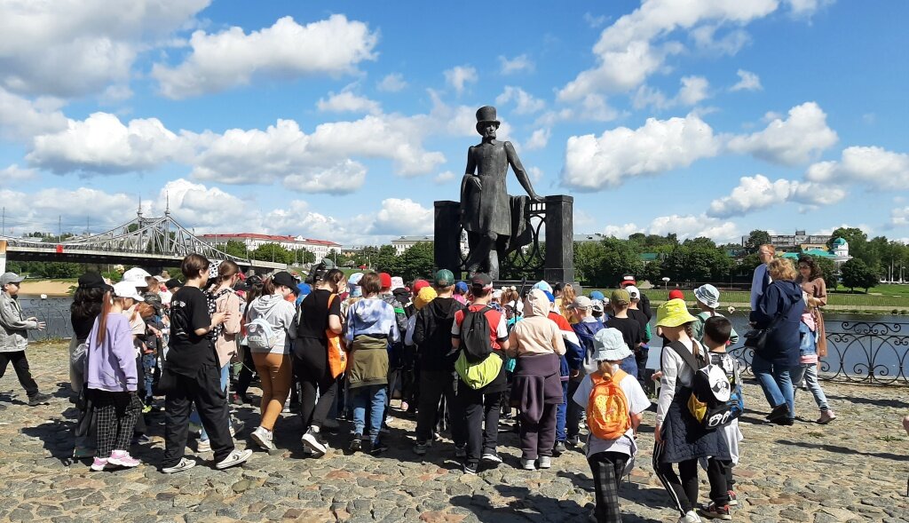 В Твери дети и взрослые в Горсаду заново открывали для себя творчество Пушкина