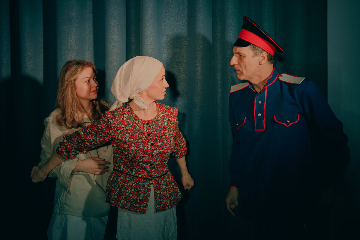 у всех свои недостатки спектакль. платов спектакль отзывы. общество спектакля. театр в с. остались впечатления от спектакля.