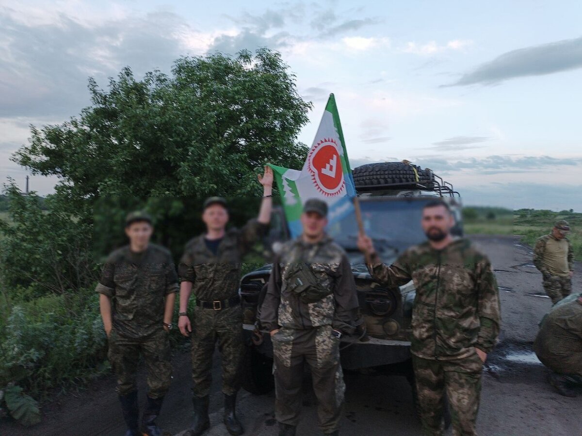    УАЗ из Октябрьского района Югры дошел до передовой