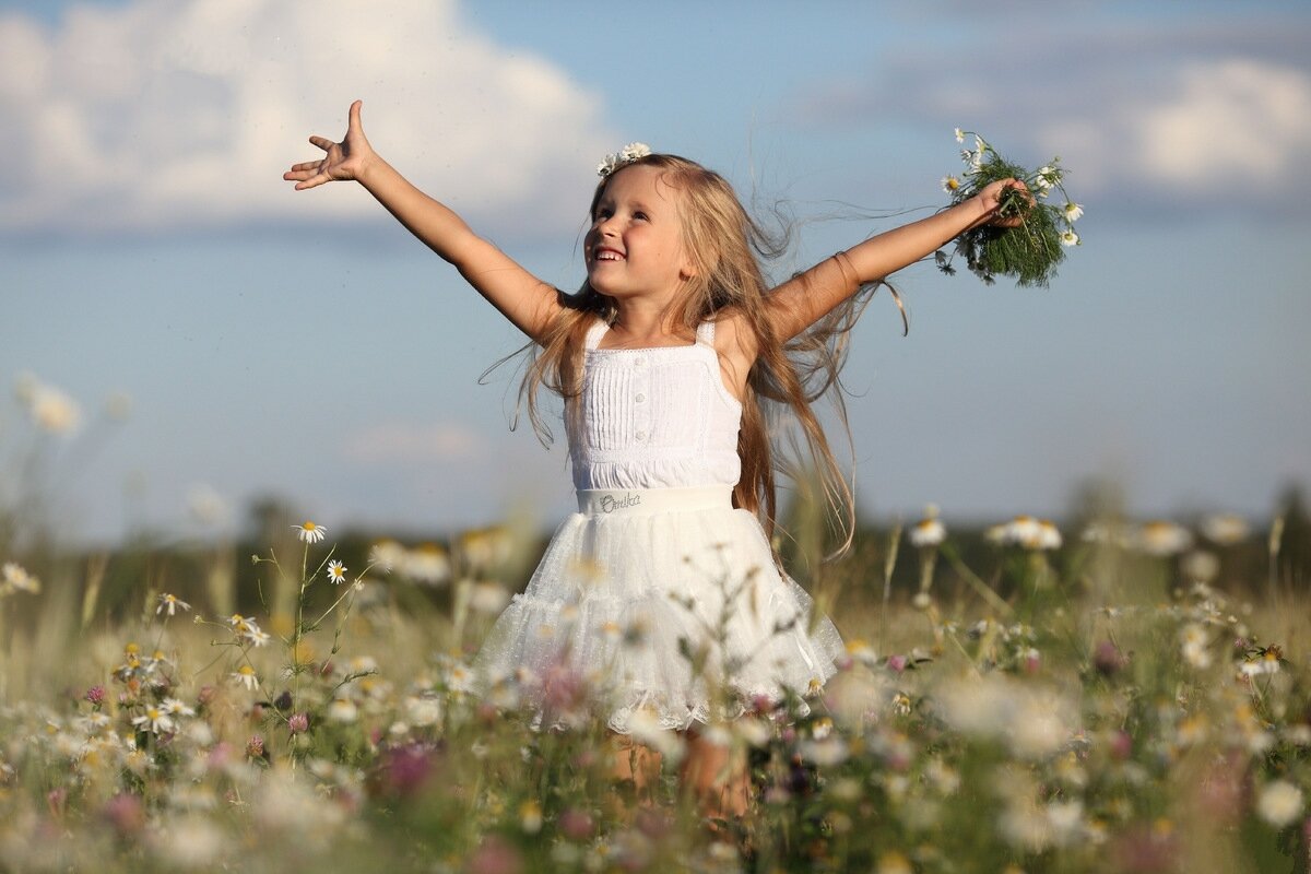 Ну вот теперь моя дочь выглядит примерно так же. Надеюсь, это не разовая акция. Источник: dressya.ru