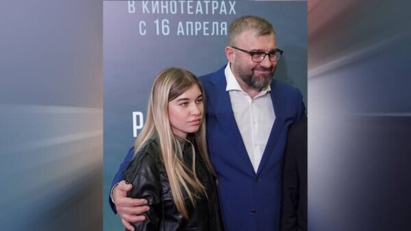    Михаил Пореченков с дочерью, фото: 103news.com