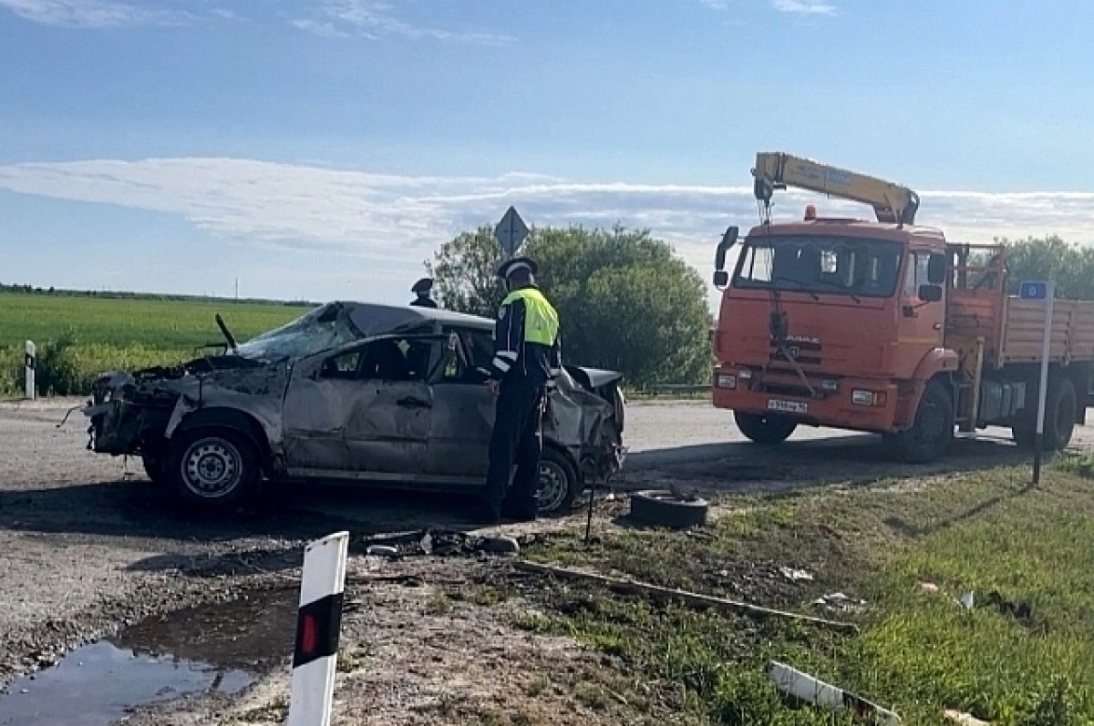    В Свердловской области в результате опрокидывания автомобиля погиб водитель