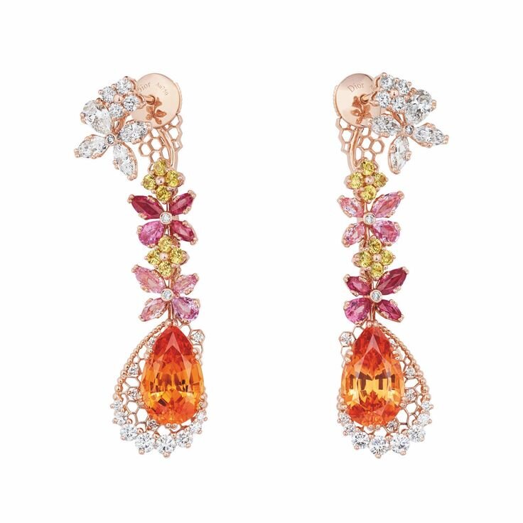 Серьги со спессартином от Dior. 