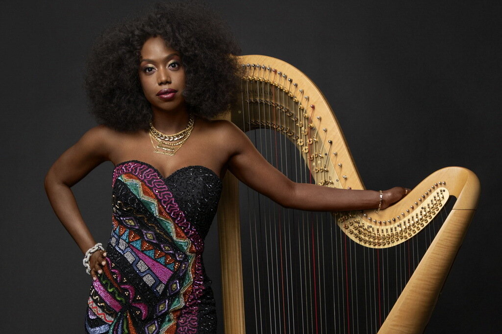 Brandee Younger, фото с сайта brandeeyounger.com 