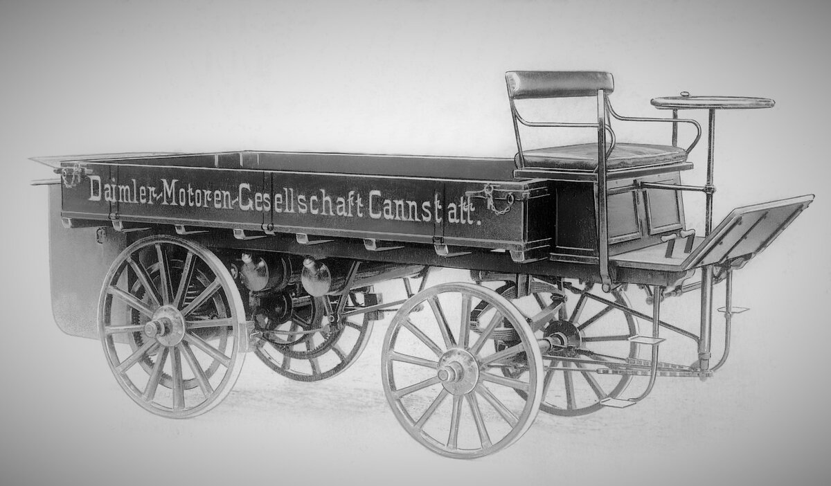 Daimler Motor car 1886