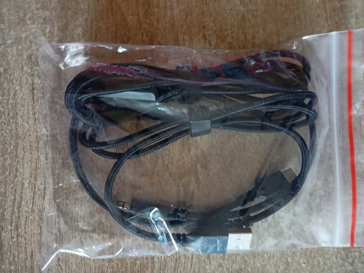 Шнур питания, Type-c на 3,5 Jack, сам модуль 2,4 ГГц
