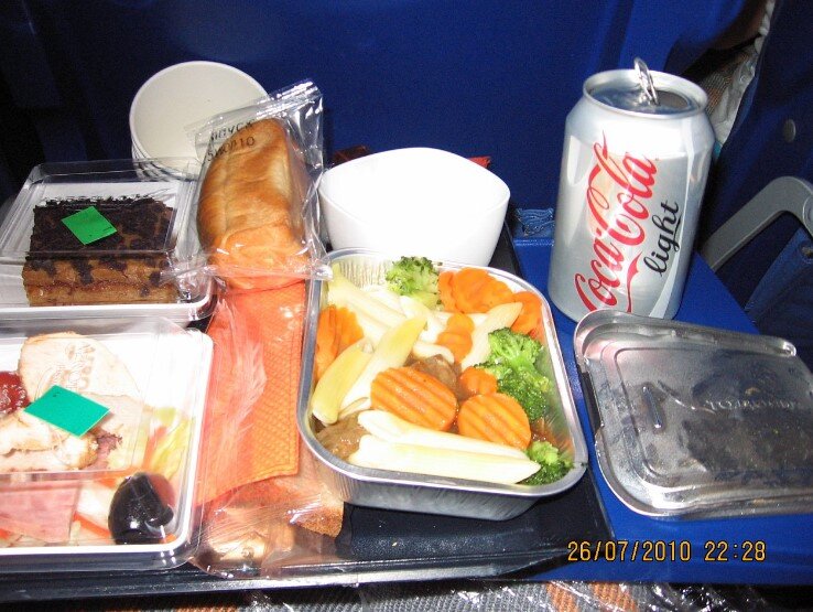 Питание в самолёте авиакомпании "Flydubai"