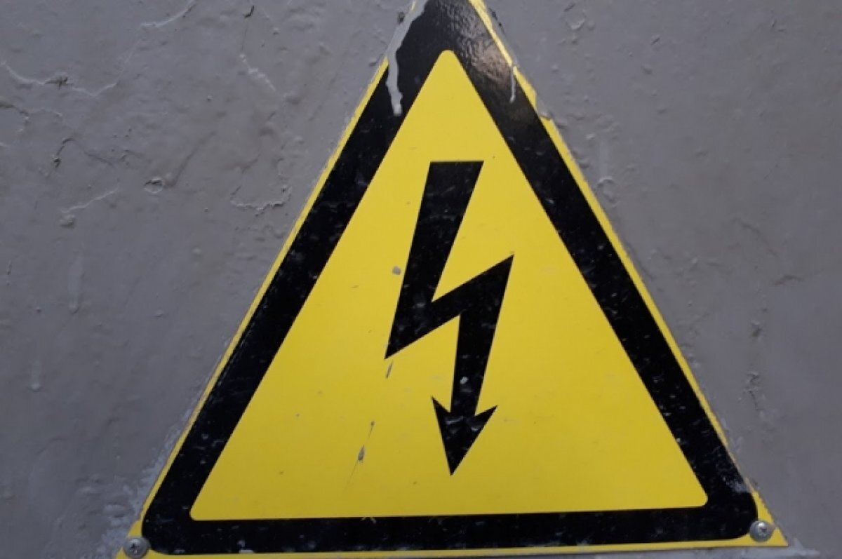    В Тобольске работника нефтегазохимического комплекса убило током