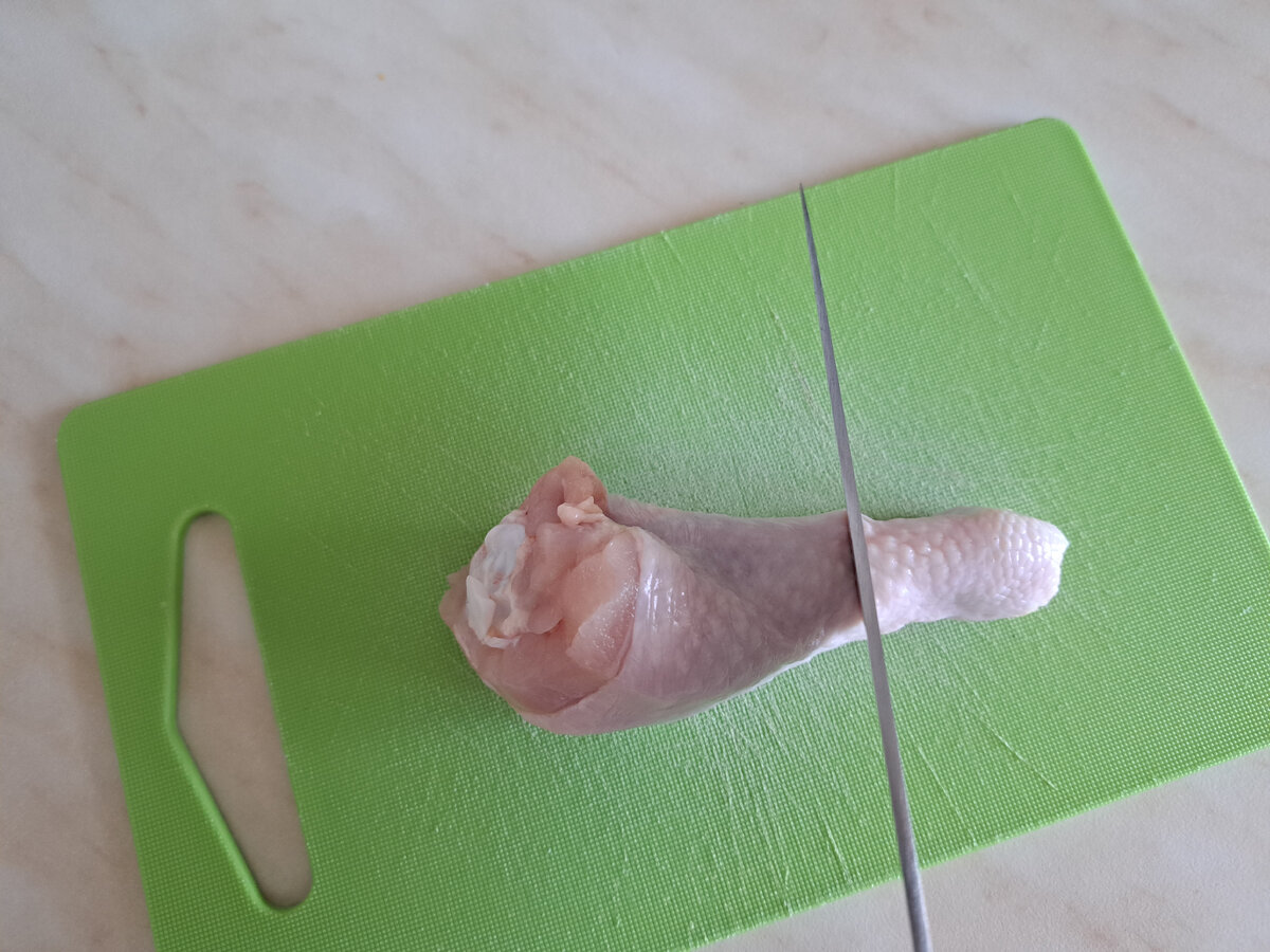 Примерно на этом уровне делаем разрез по кругу