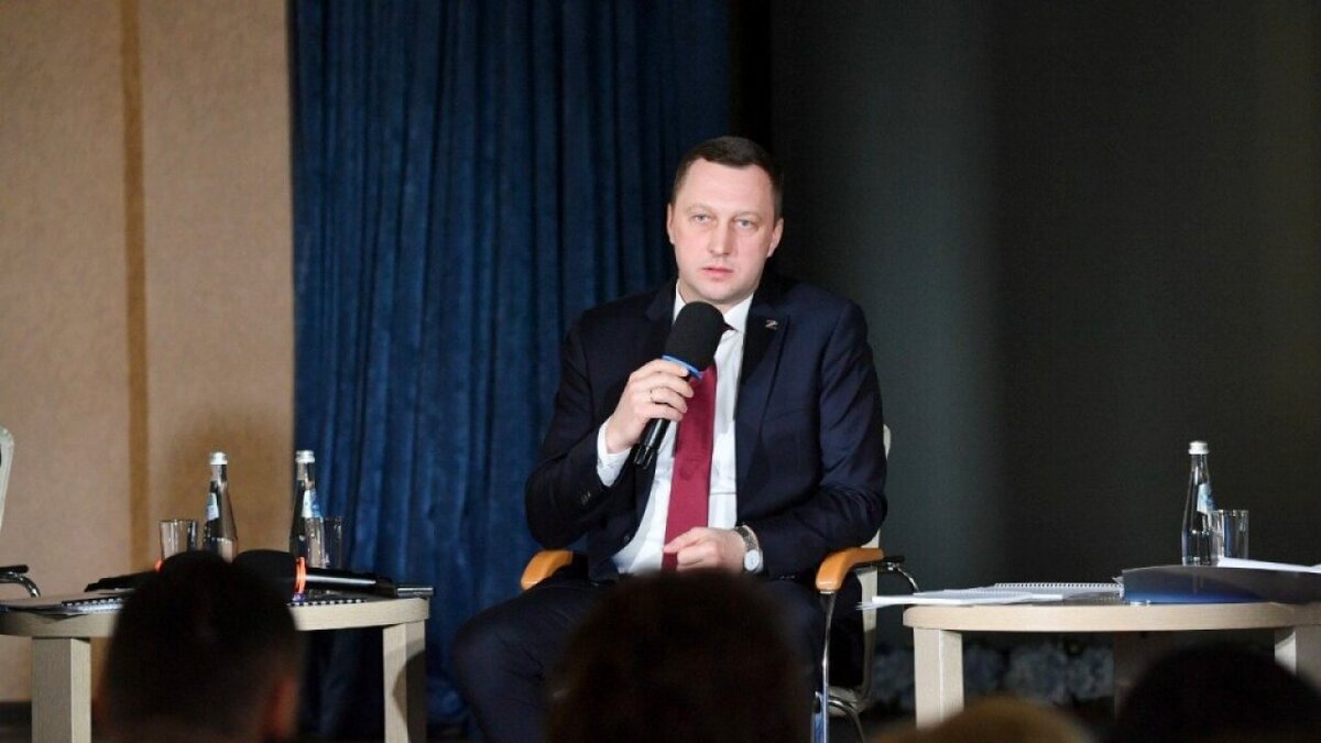    Жители Энгельса назвали Бусаргину требующие срочного ремонта тротуарыНовости Саратова и области – Сетевое издание «Репортер64»