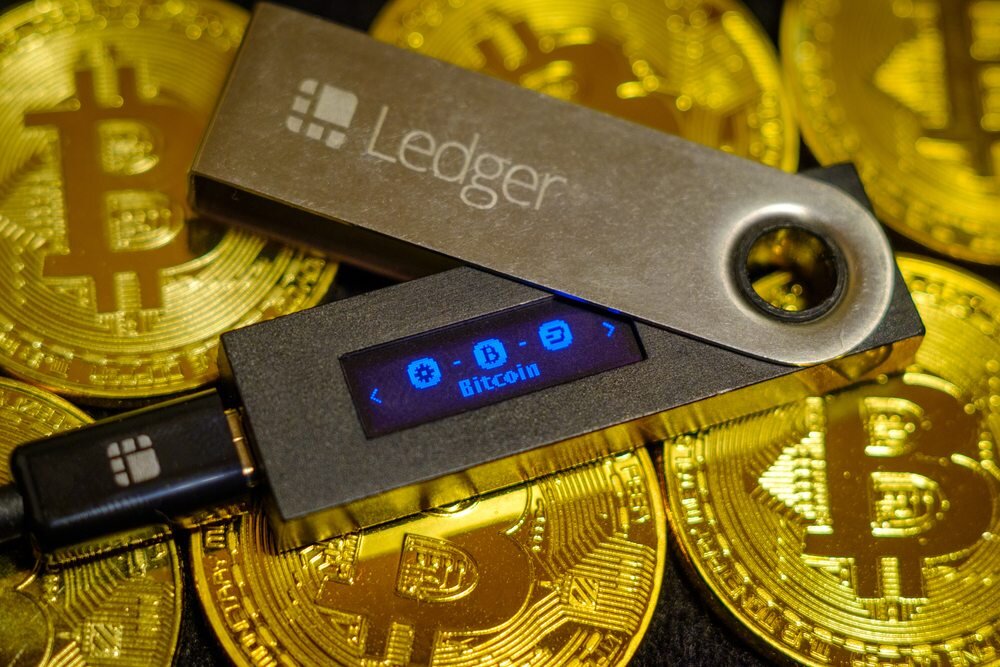 Аппаратный криптокошелек ledger nano s