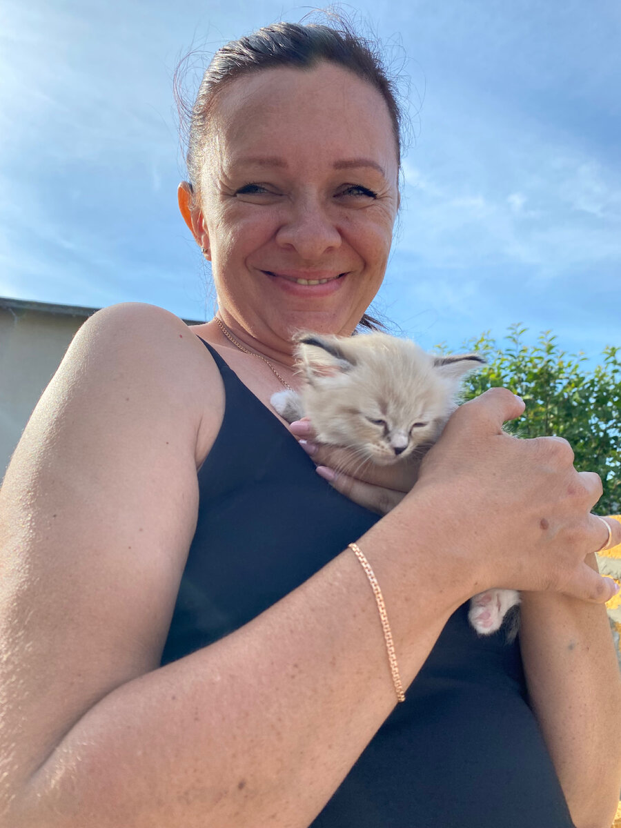 Нина и Стеша, знакомство.