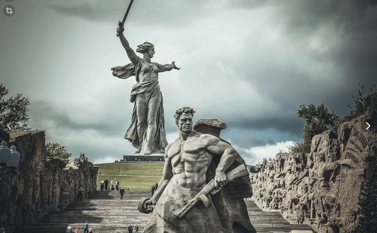 С Т А Л И Л И Н Г Р А Д - символ нашей грядущей победы !