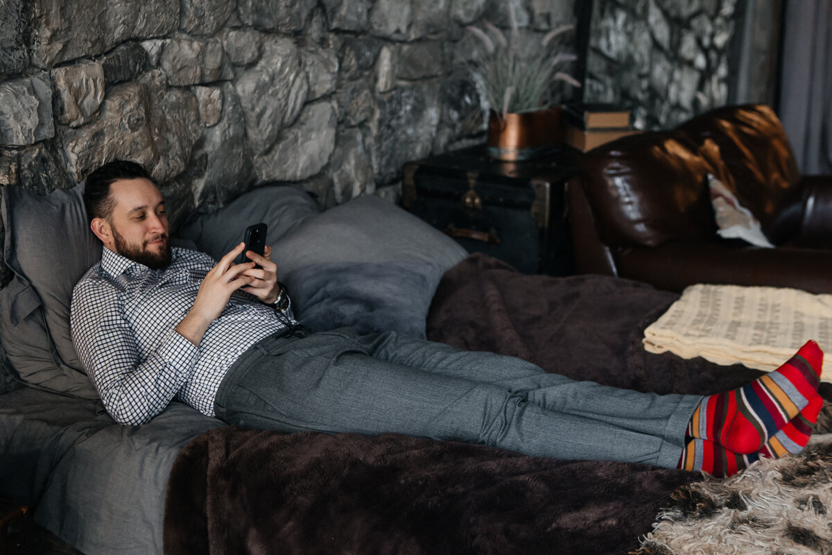 Общаюсь с девушкой в тиндере) 