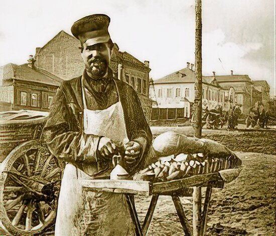 Торговец пряниками в Туле, начало XX века/ © tulapryanik.ru